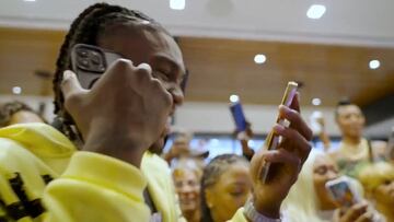 La reacción de Rashee Rice al recibir una llamada de Patrick Mahomes