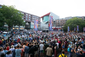 El público durante la presentación de La Vuelta en Utrech