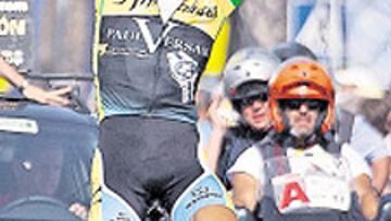 <b>EXULTANTE. </b>Luis Pérez festejó su estreno.