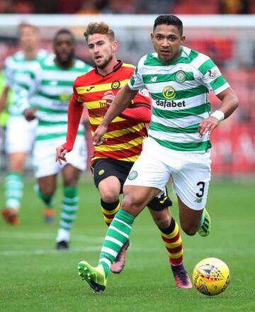 Tras su paso por el fútbol de Arabia, el zaguero debutó en la Copa de la Liga con triunfo ante Partick Thistle