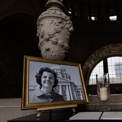 What happens when a Senator dies? How are vacancies filled?