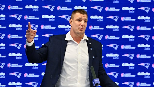 Widely regarded as the greatest tight end to ever play in the NFL, it would be fair to say that Rob Gronkowski has made some money, but how much?