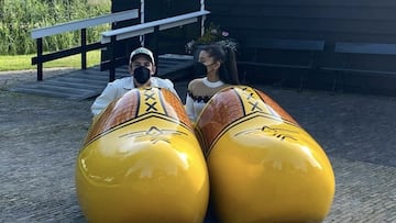 Casi dos meses despu&eacute;s de su boda, Ariana Grande comparti&oacute; algunos detalles de su luna de miel en &Aacute;msterdam con su esposo Dalton Gomez. &iexcl;Checa las fotos!