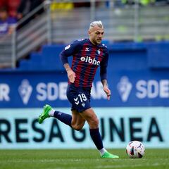 El Almería tiene encarrilado el fichaje de Stoichkov