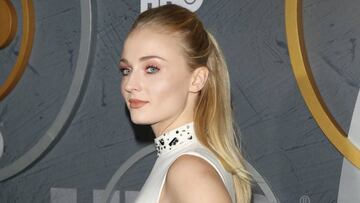 Sophie Turner en la fiesta de HBO, despu&eacute;s de los Emmy Awards. Septiembre 22, 2019. Los Angeles, California.