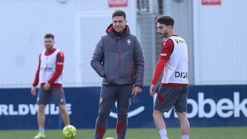 Moro, junto a Lisci, en un entrenamiento.