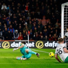 Trippier salva al Newcastle