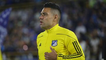 Radamel Falcao analiza el empate de Millonarios contra Santa Fe.