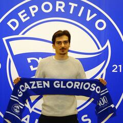 Íñigo Córdoba: "Yo no creo que se acabe el mundo en Bilbao"