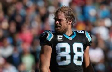 Greg Olsen está a la altura de los mejores receptores de la NFL y eso que juego de TE. Ha terminado la temporada con 1104 yardas y 7 TDs.