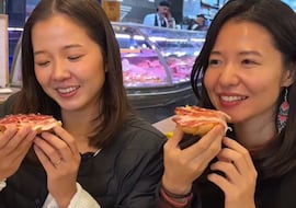 Dos japonesas prueban el jamón de bellota por primera vez en España y revelan: “No tiene nada que ver con el de Japón”
