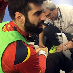 Corrales sufre un accidente y la Selección avisa a Sterbik por si debiese jugar ante Francia