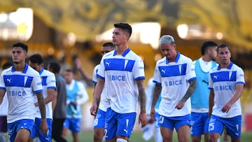 Futbol, Coquimbo Unido vs Universidad Catolica.
Fecha 2, Liga primera 2025.
El equipo de Universidad Catolica es fotografiado durante el partido de primera division contra Coquimbo Unido disputado en el estadio Francisco Sanchez Rumoroso de Coquimbo, Chile.
22/02/2025
Alejandro Pizarro Ubilla/Photosport
Football, Coquimbo Unido vs Universidad Catolica.
Date 2, First League 2025.
Universidad Catolica’s team is photographed during the first division match against Coquimbo Unido played at the Francisco Sanchez Rumoroso stadium in Coquimbo, Chile.
22/02/2025
Alejandro Pizarro Ubilla/Photosport