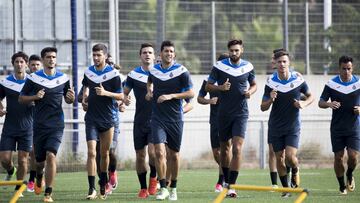 Los jugadores del Espanyol durante un entrenamiento.