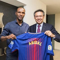Eric Abidal ya es embajador oficial del Barcelona