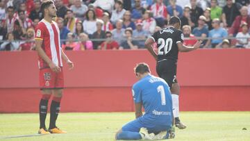 Muriel da un palo al Girona y se lleva el triunfo a Sevilla