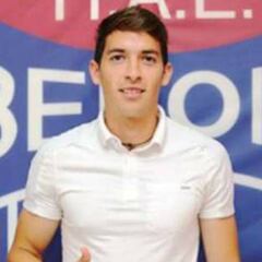 Pedro Arce jugará un año más con el Veria de Grecia