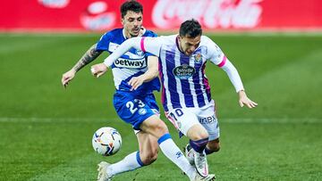 Oscar Plano of Real Valladolid CF and Ximo Navarro of Deportivo Alaves during the Spanish league, La Liga Santander, football match played between Deportivo Alaves and Real Valladolid CF at Mendizorroza stadium on February 5, 2021 in Vitoria, Spain.
 AFP7