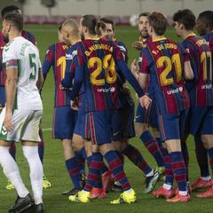 Aprobados y suspensos del Barça: Messi se resiste a tirar LaLiga