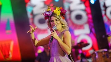 Adriana Lucía confirma que está embarazada. La cantante colombiana realizó el anuncio a través de sus redes sociales, junto a su esposo y su hijo mayor.