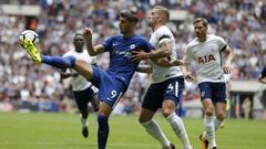 Chelsea&#039;s Spanish striker Alvaro Morata (L) vies with Tottenham Hotspur&#039;s Belgian defender Toby Alderweireld during the English Premier League football match between Tottenham Hotspur and Chelsea at Wembley Stadium in London, on August 20, 2017. / AFP PHOTO / IKIMAGES / Ian KINGTON / RESTRICTED TO EDITORIAL USE. No use with unauthorized audio, video, data, fixture lists, club/league logos or &#039;live&#039; services. Online in-match use limited to 45 images, no video emulation. No use in betting, games or single club/league/player publications.