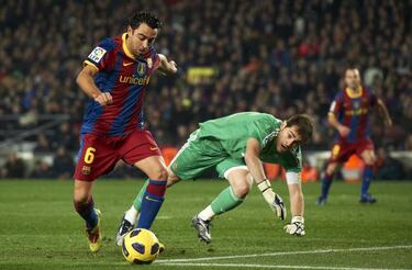 Xavi y el Madrid: "El Barcelona no puede jugar a esa suerte histórica de otros equipos..."