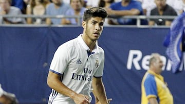 A Bola: Marco Asensio es seguido por el Porto