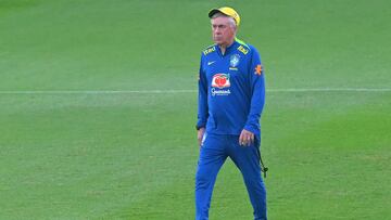 Carlo Ancelotti, en un entrenamiento con Brasil.