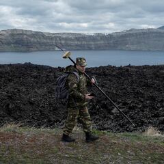 Un youtuber acude a una peligrosa isla cerrada y en su respuesta peca de listillo: “No tengo miedo a lo que hago”