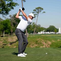 Scheffler se niega a frenar con una vuelta para la historia