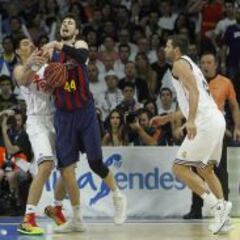 Tomic, ante el Madrid: brilla, pero le cuesta ganar (10-18)