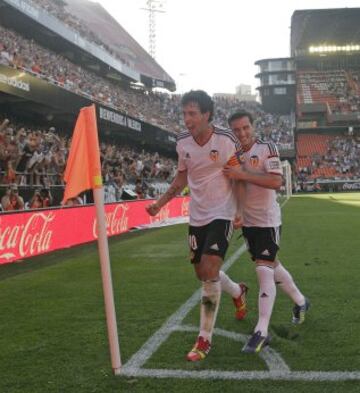 Alegría de Parejo después de marcar el 2-0 para el Valencia