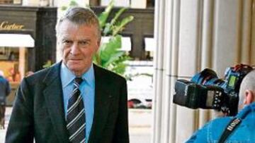 <b>CONTUNDENTE. </b>Max Mosley ha cogido fuerza y censura con dureza a las estrellas del Mundial.