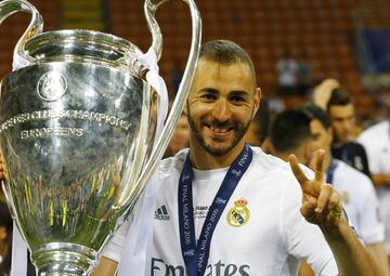 Puede presumir de ser el que más títulos de Liga a nivel europeo tiene en la plantilla: dos de LaLiga y cuatro de la Ligue 1. En total tiene 18 títulos entre el Madrid y el Lyon.