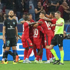 El Leverkusen revuelca al Cholo