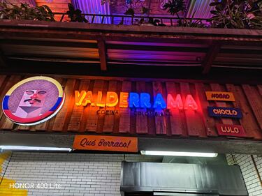 HONOR 400 Lite, primeras impresiones: fotografía con IA, pantalla AMOLED 120Hz y 5G