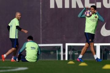 Javier Mascherano, Lionel Messi y Luis Suárez