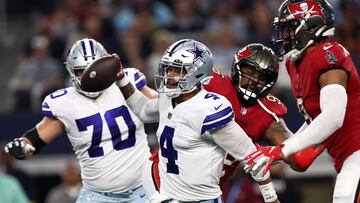 ARLINGTON, TEXAS - SEPTEMBER 11: Dak Prescott #4 of the Dallas Cowboys looks to pass against the Tampa Bay Buccaneers during the first half at AT&T Stadium on September 11, 2022 in Arlington, Texas.   Tom Pennington/Getty Images/AFP