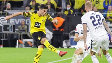 Giovanni Reyna of Dortmund scores the 1-0 goal during the German championship Bundesliga football match between Borussia Dortmund and TSG Hoffenheim on August 27, 2021 at Signal Iduna Park in Dortmund, Germany - Photo Ralf Ibing / firo Sportphoto / DPPI
Marco Rose confirmó que el estadounidense se perderá los próximos partidos del cuadro alemán y reveló que podría estar de regreso para el mes de octubre.
27/08/2021 ONLY FOR USE IN SPAIN
