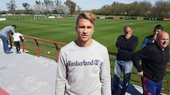 Hijo de Simeone asoma como reemplazante de Brian Fernández