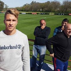 Hijo de Simeone asoma como reemplazante de Brian Fernández