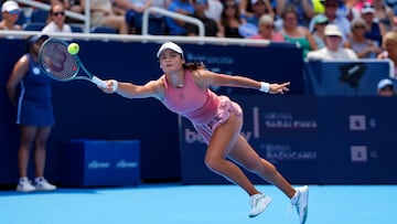 Wailing infant splits the internet as British tennis player pleads for silence in Cincinnati.