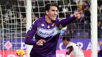 Juventus set to announce signing of Vlahovic from Fiorentina