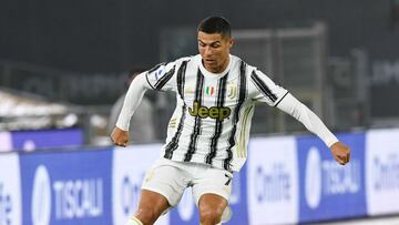 Cristiano Ronaldo out of Juventus-Barcelona game after covid-19 positive test