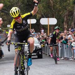 Spratt gana la 3ª etapa y es líder del Santos Women's Tour