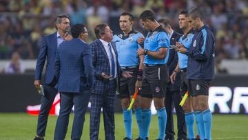 Miguel Herrera salió expulsado ante el Atlas