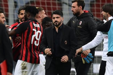 Milan se impuso sobre Bolonia 2-1 en la fecha 35 de la Serie A y se metió a la pelea por un cupo europeo. 