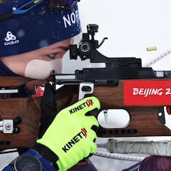 La marciana Roeiseland se da un paseo y ya lleva tres oros