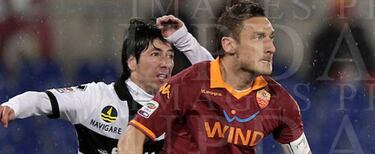 La cercanía de Totti con David Pizarro y otras figuras chilenas