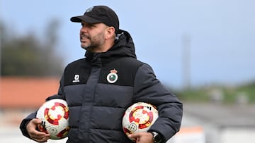 José Alberto, entrenador del Racing.